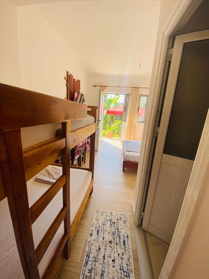 Tropikal Freskia Bunec Saranda Extérieur photo
