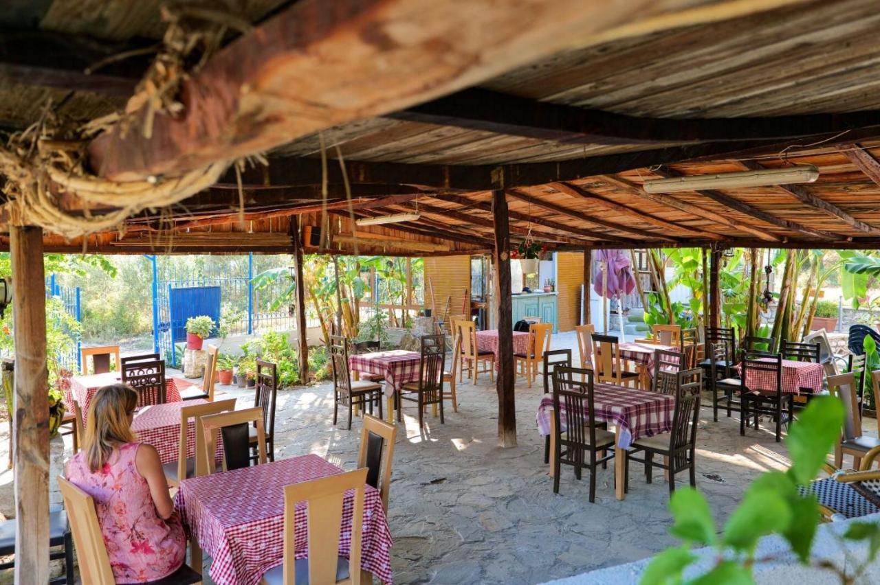 Tropikal Freskia Bunec Saranda Extérieur photo
