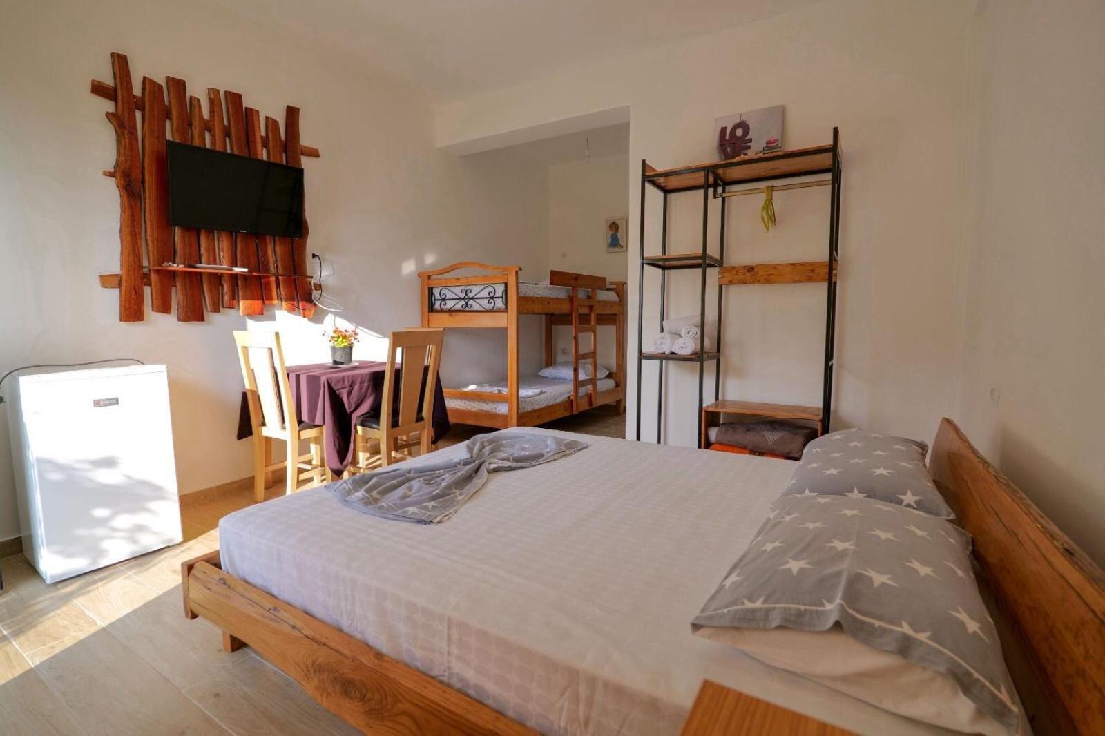 Tropikal Freskia Bunec Saranda Extérieur photo